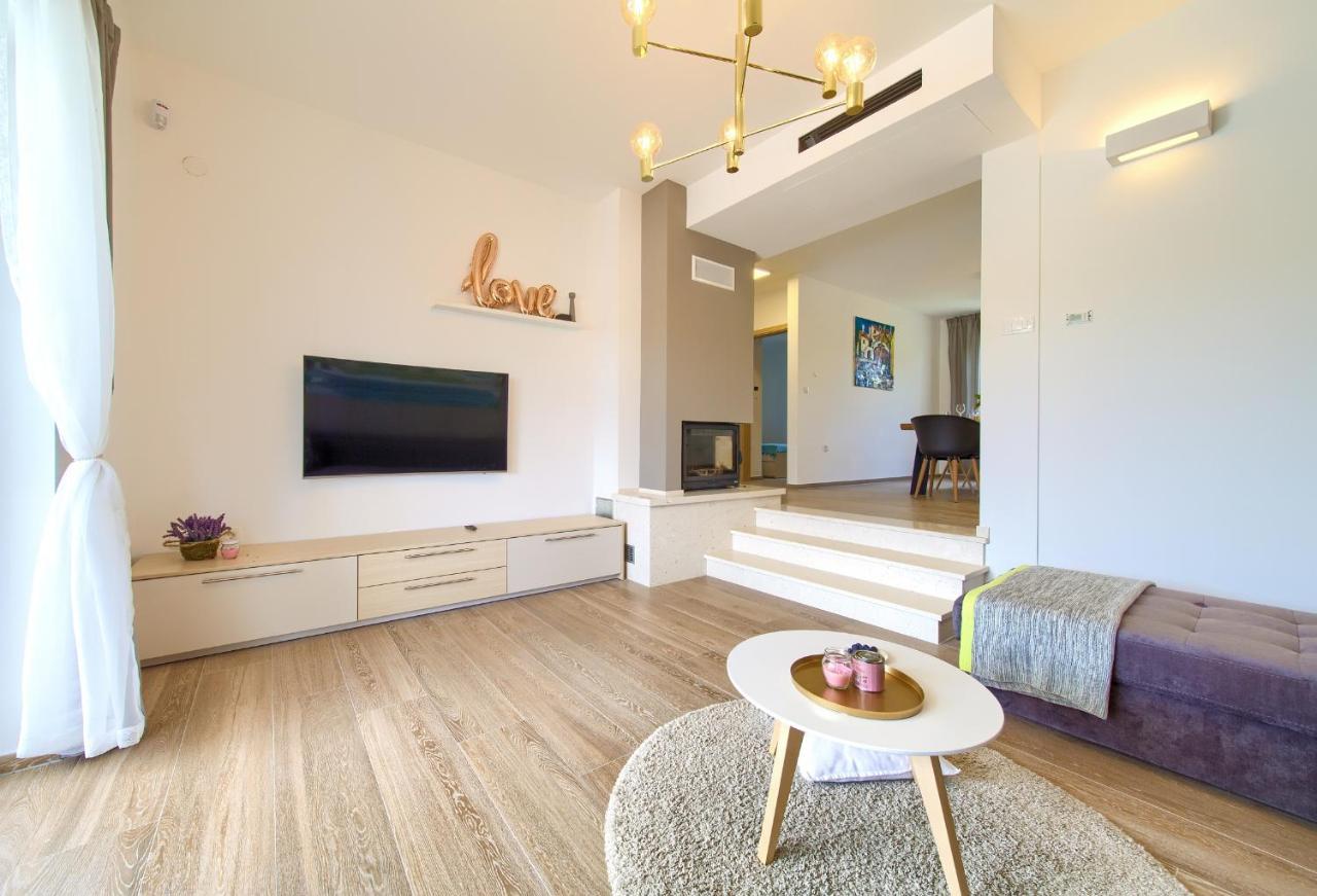 Villa Gardena Vrh  Экстерьер фото